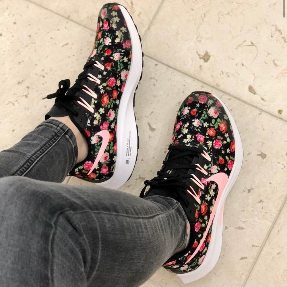 ‼️sold‼️Nike Air Zoom Pegasus 36 Floral Sneaker 5.5Y - Picture 2 of 16